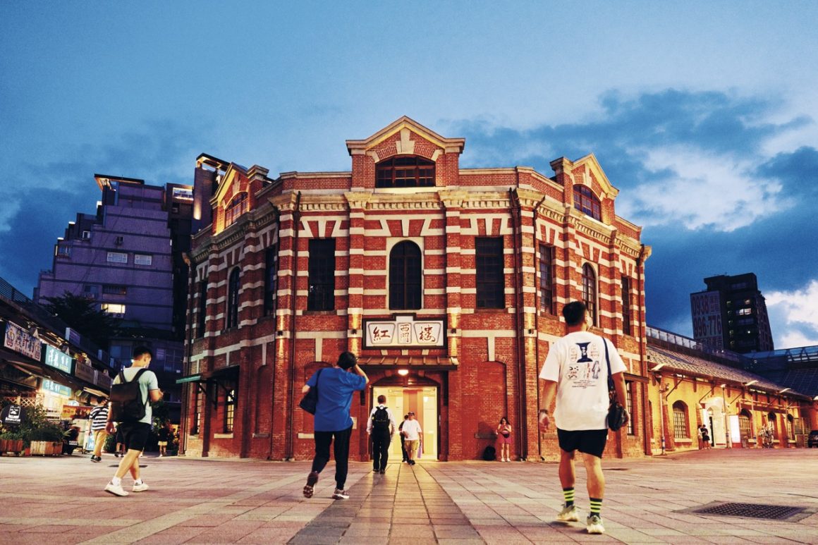 Besides being a popular attraction in Ximending, the Red House is also a gathering place for the LGBT+ community. (Photo・Department of Information and Tourism, Taipei City Government)